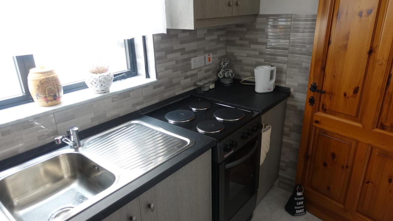 Mamina'S House Apartman Bahrija Kültér fotó